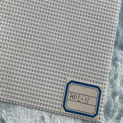 Sieťovaný banner na plot